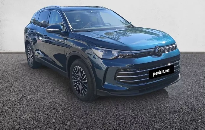 VOLKSWAGEN TIGUAN 1.5 eTSI 150ch DSG7 Elegance extérieur trois quart avant droit 6876