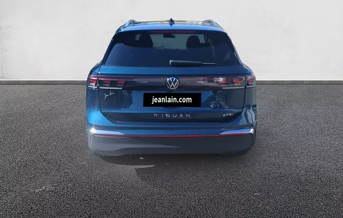 VOLKSWAGEN TIGUAN 1.5 eTSI 150ch DSG7 Elegance extérieur arrière 6876