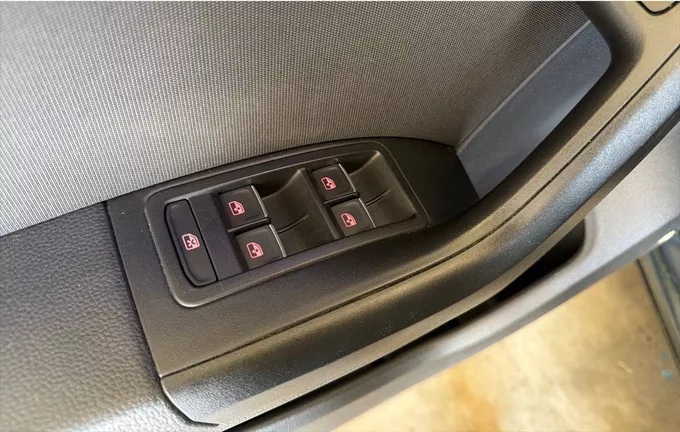 SEAT ATECA 1.5 TSI 150 ch ACT Start/Stop DSG7 FR photo 17 2131607