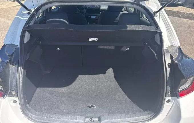 TOYOTA YARIS Hybride 116h Dynamic Business photo 10 1103760