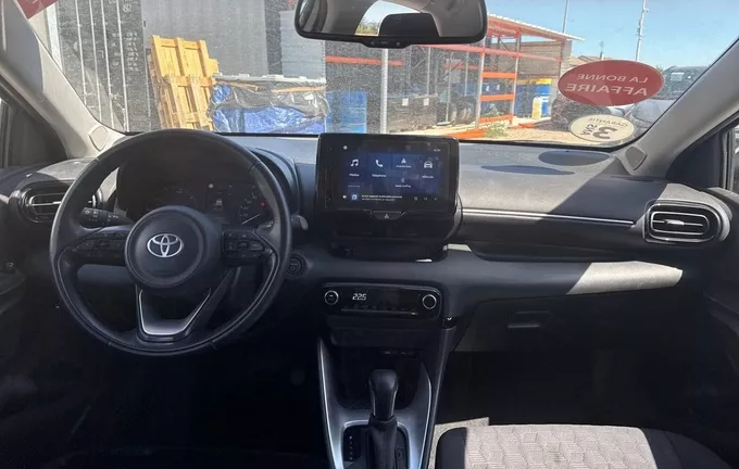 TOYOTA YARIS Hybride 116h Dynamic Business photo 18 1103760