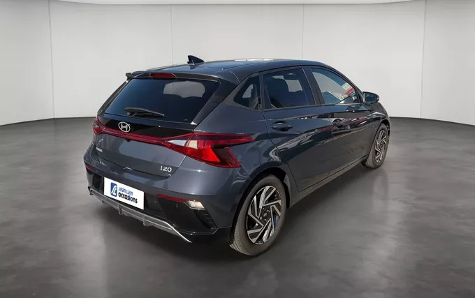 HYUNDAI I20 1.0 T-GDi 100 DCT-7 Hybrid 48V Intuitive extérieur trois quart arrière droit 14061