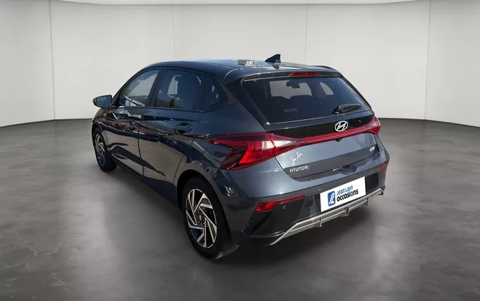 HYUNDAI I20 1.0 T-GDi 100 DCT-7 Hybrid 48V Intuitive extérieur trois quart arrière gauche 14061