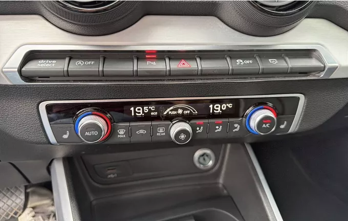 AUDI Q2 35 TFSI COD 150 S tronic 7 Design Luxe photo 20 2129328