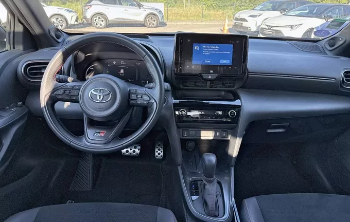 TOYOTA YARIS CROSS Hybride 116h 2WD GR SPORT photo 18 1103551