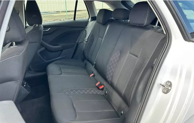 SKODA SCALA 1.0 TSI Evo 110 ch BVM6 Business extérieur arrière 3014549