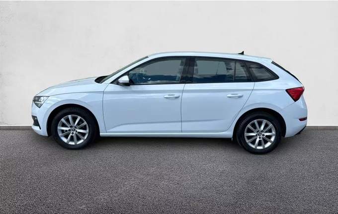 SKODA SCALA 1.0 TSI Evo 110 ch BVM6 Business extérieur trois quart arrière gauche 3014549