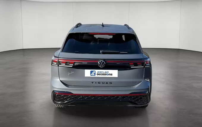 VOLKSWAGEN TIGUAN 1.5 eHybrid 272ch DSG6 R-Line Edition extérieur arrière 6977