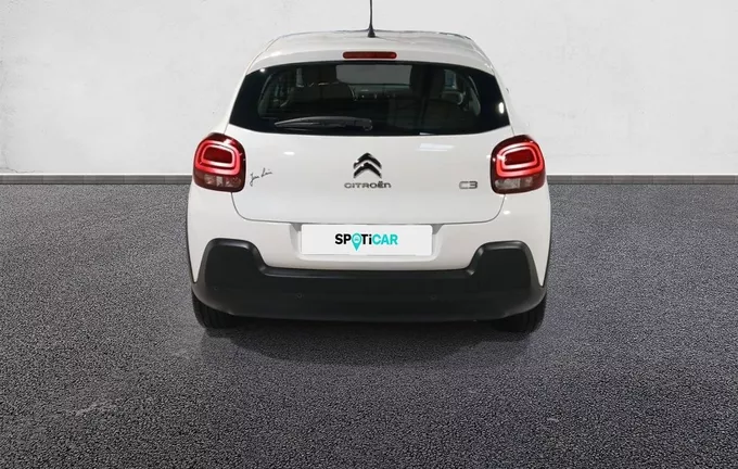 CITROEN C3 PureTech 83 ch BVM5 Plus extérieur trois quart arrière droit 945683