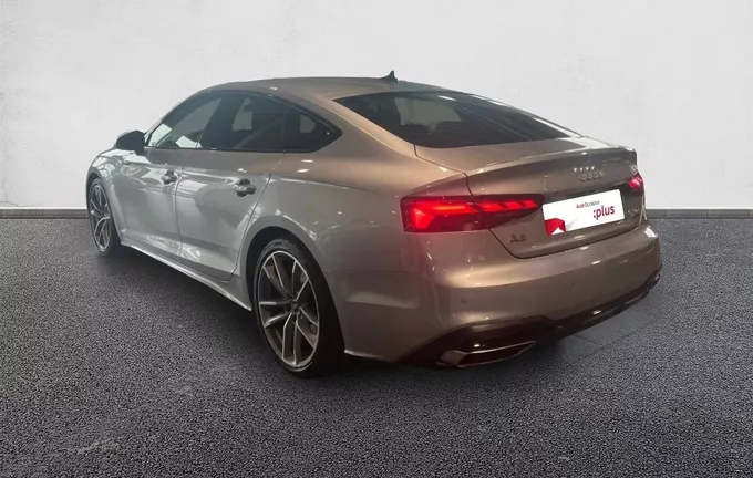 AUDI A5 Sportback 40 TDI 204 S tronic 7 Quattro Avus extérieur trois quart arrière gauche 2130070