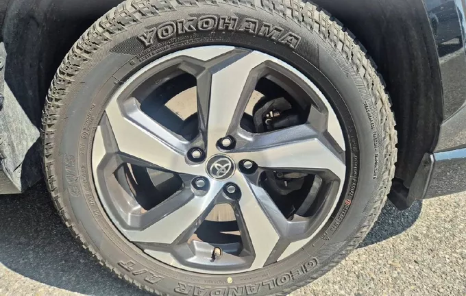 TOYOTA RAV4 Hybride Rechargeable AWD photo 9 1103643
