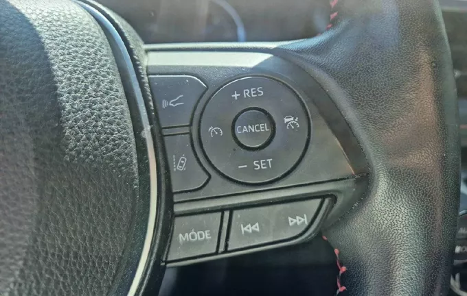 TOYOTA RAV4 Hybride Rechargeable AWD photo 12 1103643