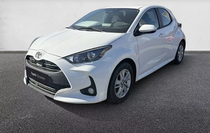 TOYOTA YARIS Hybride 116h Dynamic Business extérieur trois quart avant gauche 1103892