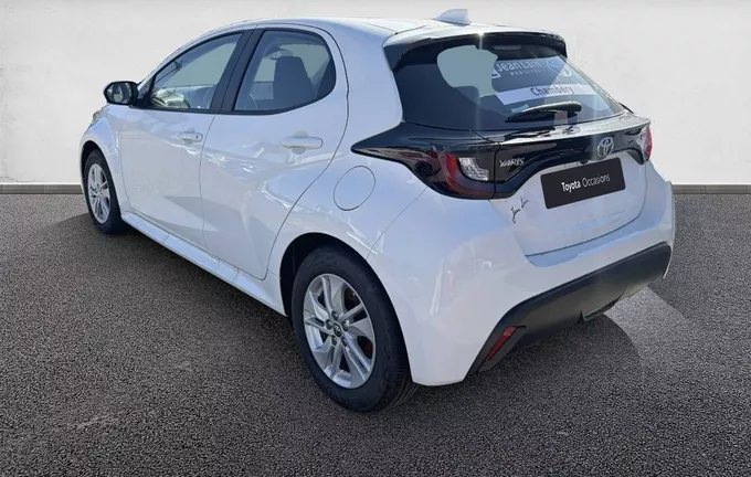 TOYOTA YARIS Hybride 116h Dynamic Business extérieur trois quart arrière gauche 1103892