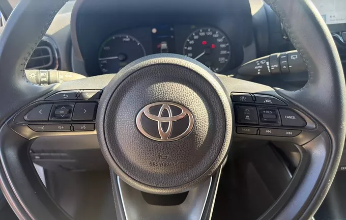 TOYOTA YARIS Hybride 116h Dynamic Business photo 12 1103892