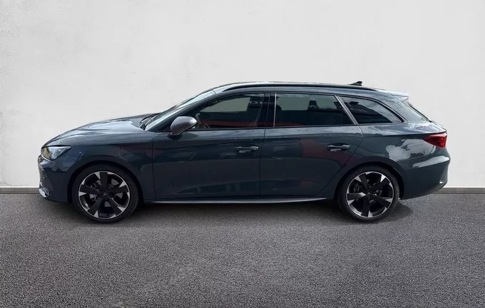 CUPRA LEON Sportstourer eHybrid 204 ch DSG6 V extérieur côté gauche 2054
