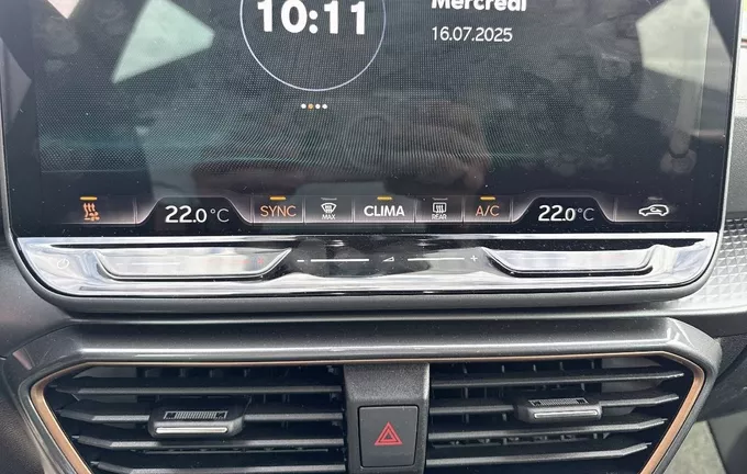 CUPRA LEON Sportstourer eHybrid 204 ch DSG6 V photo 14 2054
