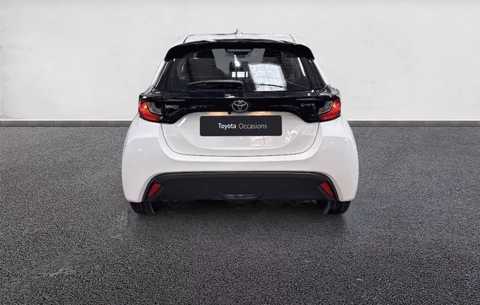 TOYOTA YARIS Hybride 116h Dynamic extérieur arrière 1103424