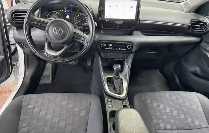 TOYOTA YARIS Hybride 116h Dynamic photo 18 1103424