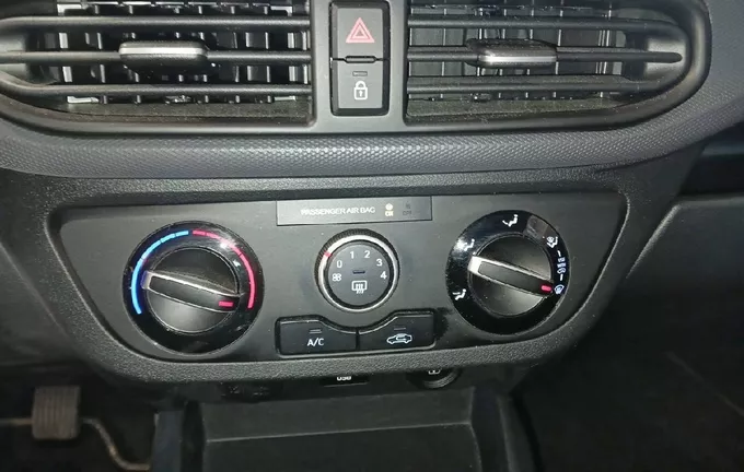 HYUNDAI I10 1.0 67 ECO Intuitive photo 14 13805