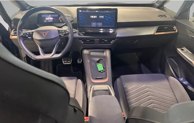 CUPRA BORN 204 ch - Batterie L V extérieur trois quart avant droit 2130672