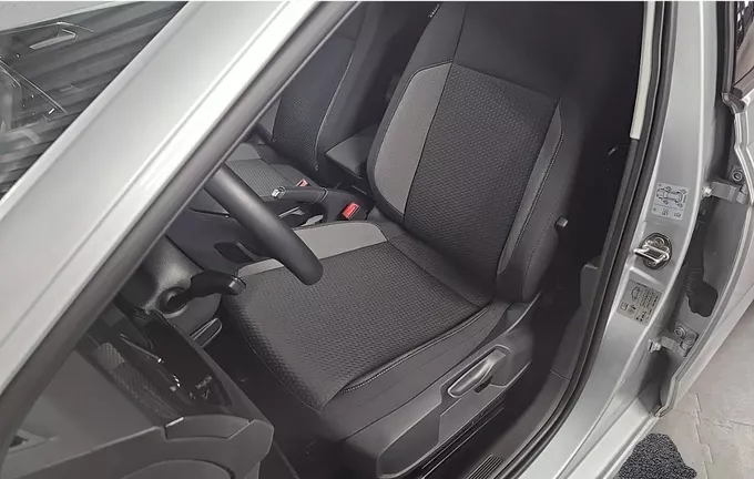 VOLKSWAGEN POLO 1.0 TSI 95 S&S DSG7 VW Edition extérieur trois quart arrière droit 2126779