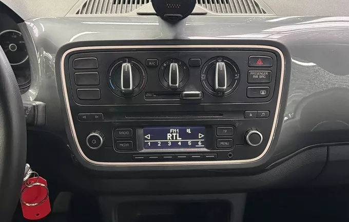 SEAT MII 1.0 60 ch By Mango photo 14 213721