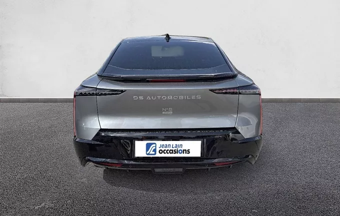 DS N°8 245 ch FWD Long Range Etoile extérieur arrière 991127