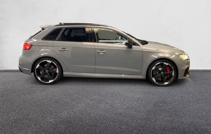 AUDI RS3 Sportback 2.5 TFSI 400 S tronic 7 Quattro extérieur côté droit 2130600
