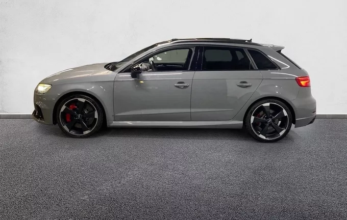 AUDI RS3 Sportback 2.5 TFSI 400 S tronic 7 Quattro extérieur côté gauche 2130600