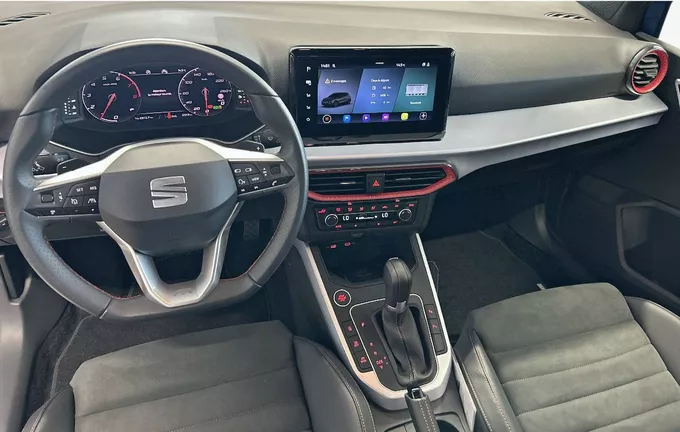 SEAT ARONA 1.0 TSI 115 ch Start/Stop DSG7 FR extérieur trois quart avant droit 2127714