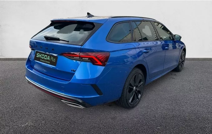 SKODA OCTAVIA Combi 1.4 TSI PHEV iV 245 ch DSG6e RS extérieur avant 2130978