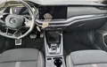 Miniature SKODA OCTAVIA Combi 1.4 TSI PHEV iV 245 ch DSG6e RS extérieur trois quart avant droit 2130978