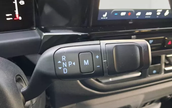 FORD TOURNEO Custom 320 L2H1 2.0 EcoBlue 170 ch BVA8 Titanium photo 13 106368