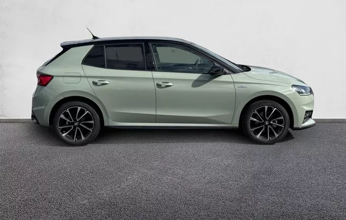SKODA FABIA 1.0 TSI 116 ch EVO 2 DSG7 Monte-Carlo extérieur côté droit 4375