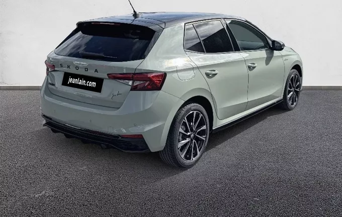 SKODA FABIA 1.0 TSI 116 ch EVO 2 DSG7 Monte-Carlo extérieur trois quart arrière droit 4375
