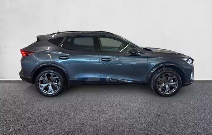 CUPRA FORMENTOR 1.5 eTSI Hybrid 150 ch DSG7 V extérieur côté droit 2127692