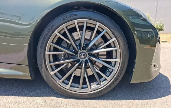 LEXUS LC 500h Sport+ photo 9 1103257