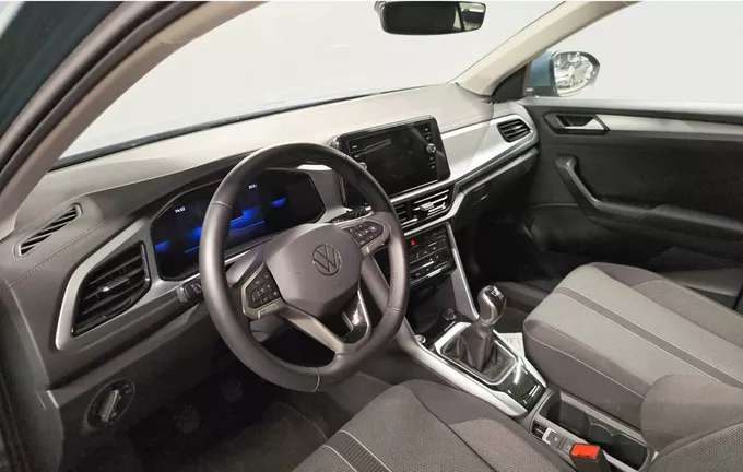 VOLKSWAGEN T-ROC 1.0 TSI 116 Start/Stop BVM6 VW Edition photo 13 2131113