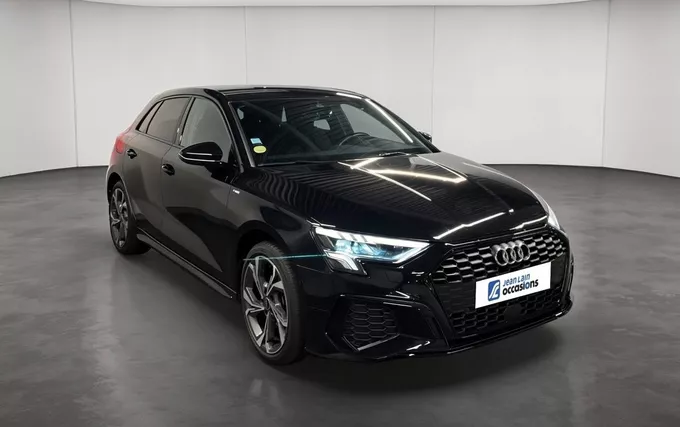AUDI A3 Sportback 35 TDI 150 S tronic 7 S Line extérieur trois quart avant droit 2133309