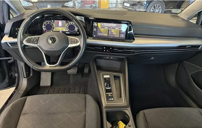 VOLKSWAGEN GOLF SW 2.0 TDI SCR 115 DSG7 Life extérieur trois quart avant droit 213330