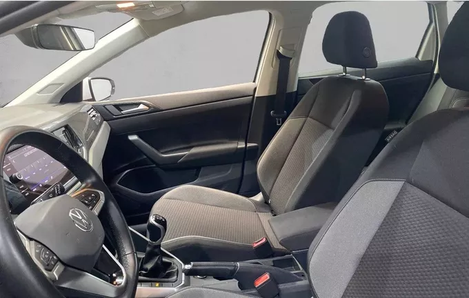 VOLKSWAGEN POLO 1.0 TSI 95 S&S BVM5 Life extérieur trois quart arrière droit 2128201