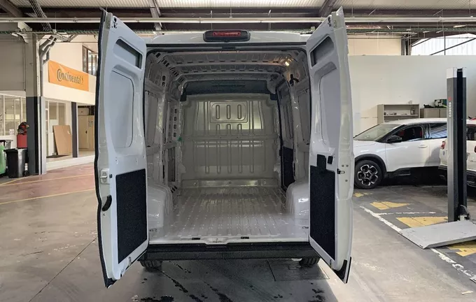 CITROEN JUMPER FOURGON TOLE 33 L2H2 140 S&S BVM6 extérieur arrière 942639