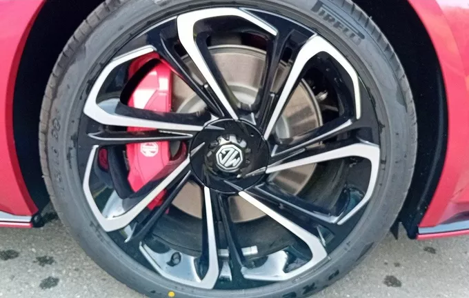 MG CYBERSTER 77kWh - 375 kW 4WD photo 9 5332