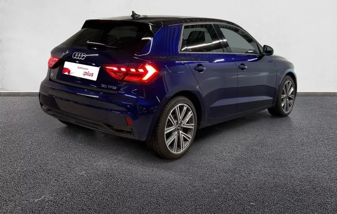 AUDI A1 Sportback 30 TFSI 116 ch S tronic 7 Advanced extérieur trois quart arrière droit 2122794