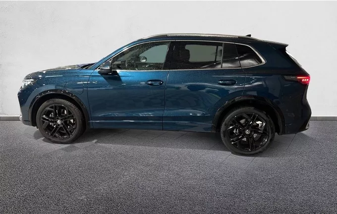 VOLKSWAGEN TIGUAN 1.5 eHybrid 272ch DSG6 R-Line Exclusive extérieur trois quart arrière gauche 2128495