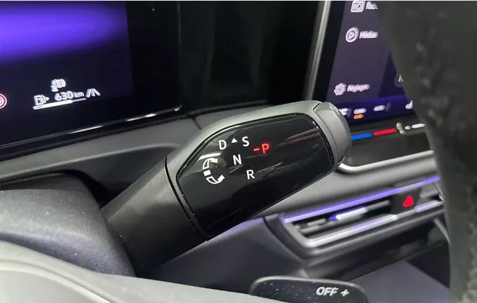 VOLKSWAGEN TIGUAN 1.5 eTSI 150ch DSG7 Elegance photo 16 2132610