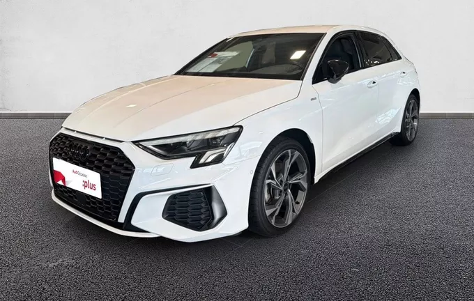 AUDI A3 Sportback 35 TFSI Mild Hybrid 150 S tronic 7 S Line extérieur trois quart avant gauche 2131475