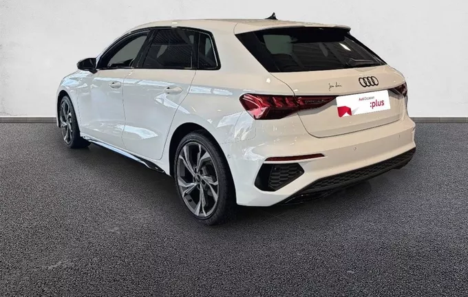 AUDI A3 Sportback 35 TFSI Mild Hybrid 150 S tronic 7 S Line extérieur trois quart arrière gauche 2131475