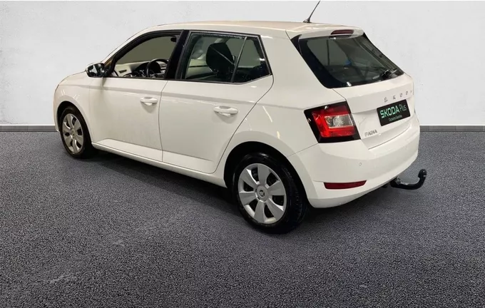 SKODA FABIA 1.0 MPI 60 ch BVM5 Business photo 11 2130601